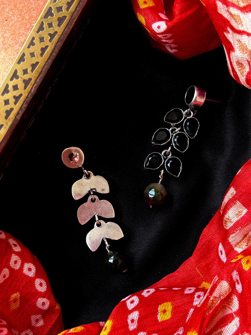 Monalisa Stone Hanging Silver Replica Earring