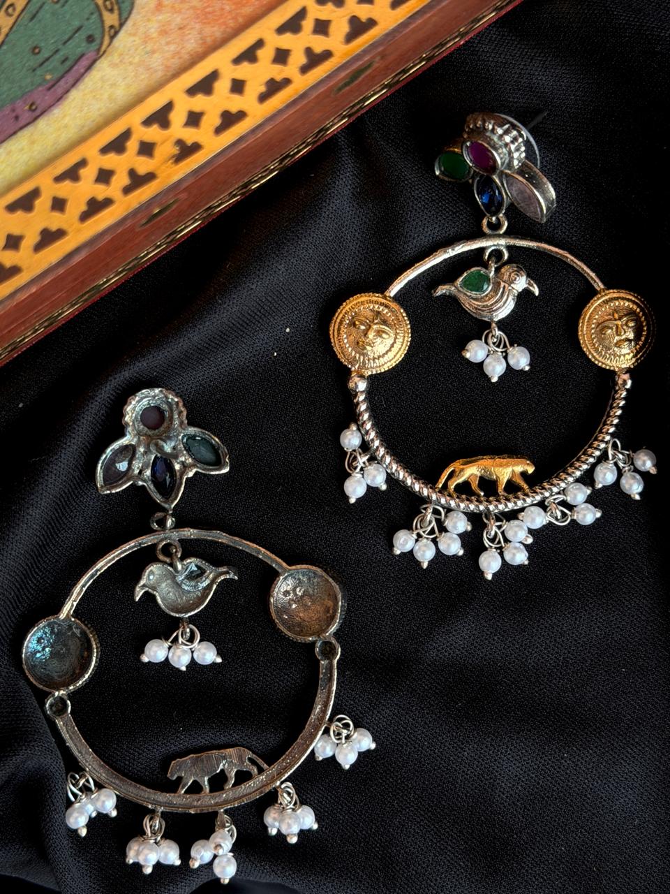 Dual Tone Round Tiger Earring