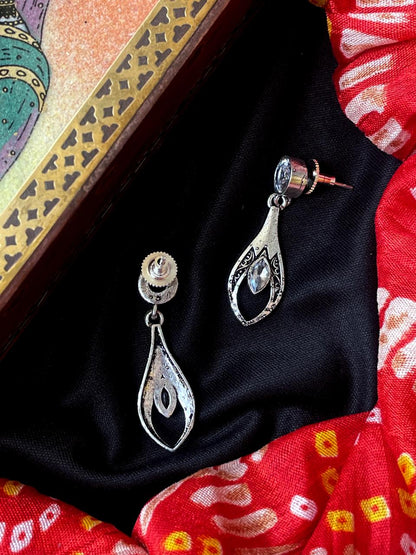 Monalisa Stone Oxidized Earring