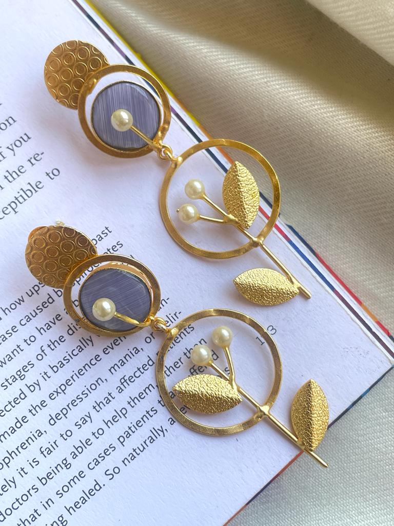 Mnalisa Stone Geometrical Golden Earring