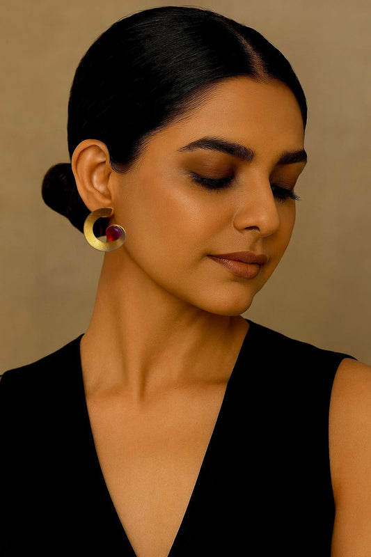 Monalisa Stone Spiral Earring