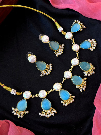 Monalisa Stone with Shell Pearl Choker and Earring set