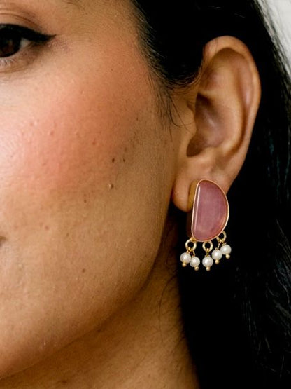 Monalisa Stone Stud Golden Earring