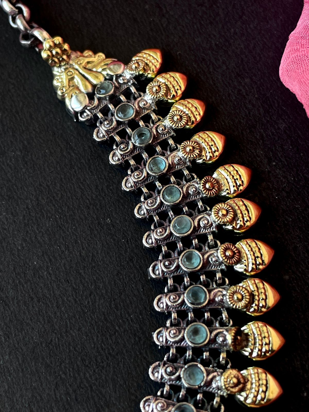 Dual Tone Ethnic Partywear Choker Necklace