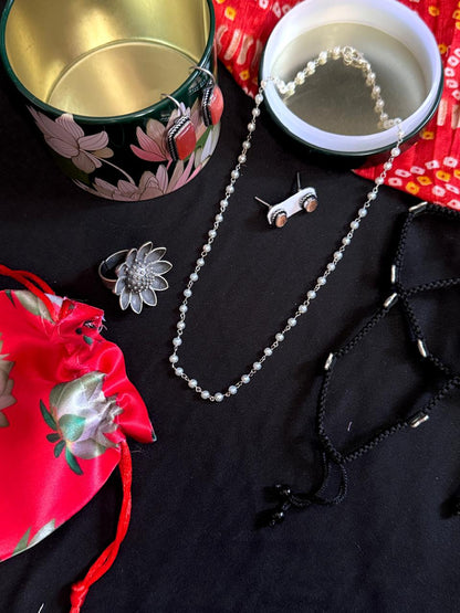 Gift Box (2 pairs Earring, 1 Ring, 1 Anklet, 1 Necklace/Bracelet)