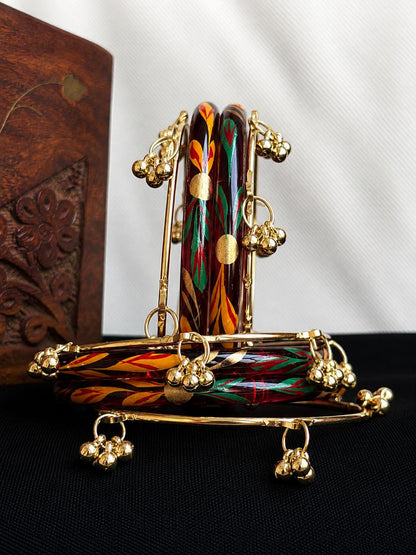 Glass Bangles with Metal Bangles set