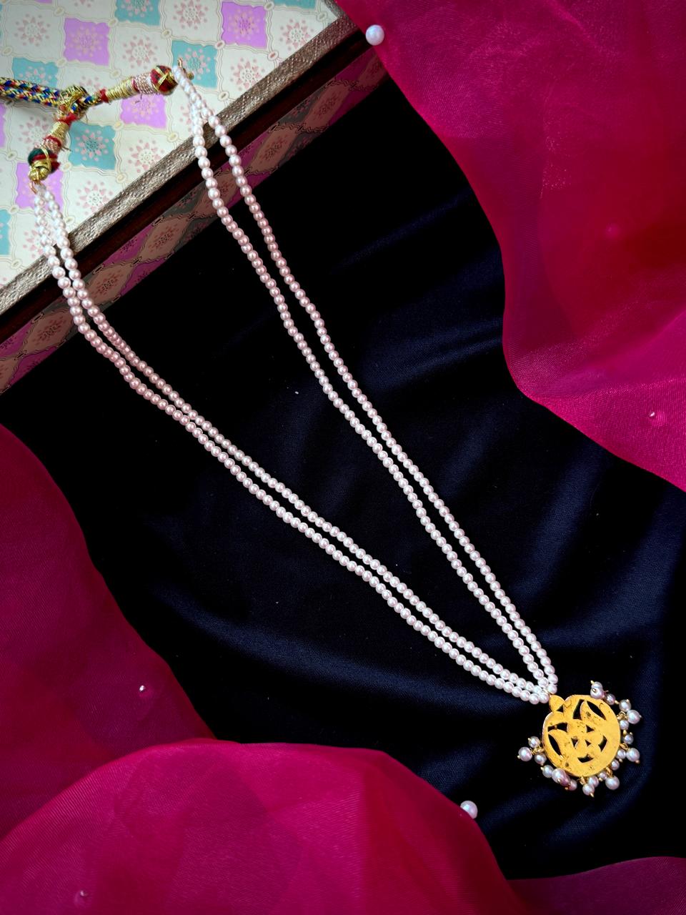 Pachi Kundan Pendant Pearl Mala Necklace
