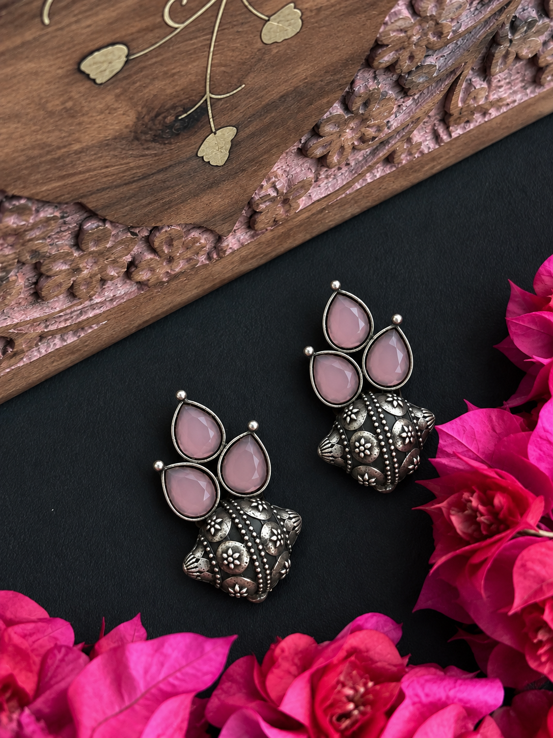 Three Monalisa Stone Half Balloon Stud Oxidized Earring