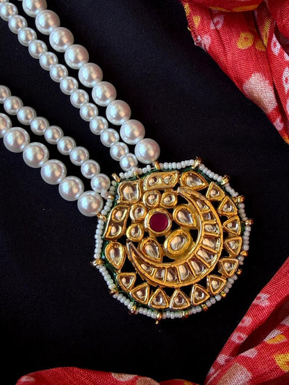 Kundan Pendant Glass Pearl Double Layer Mala Necklace with stud Earring set
