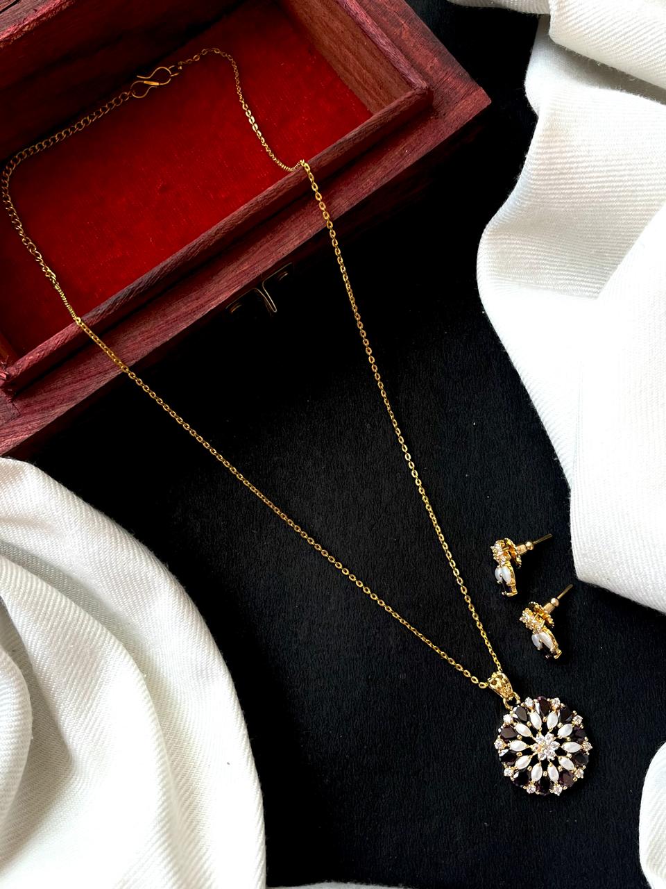 AD with Pearl Pendant Necklace with Earring set