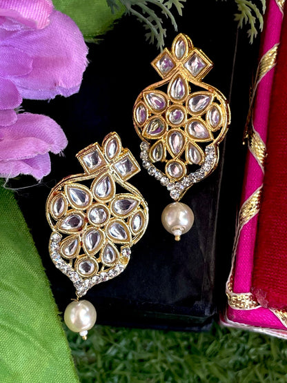 Kundan Necklace with Earring set