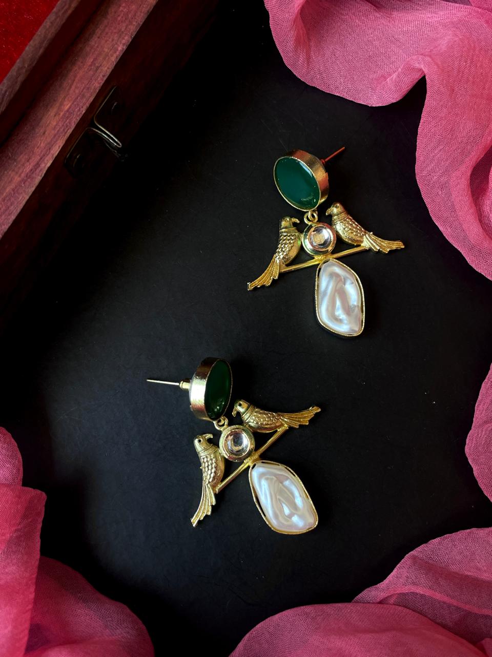 Monalisa Stone Shell Pearl Golden Bird Earring