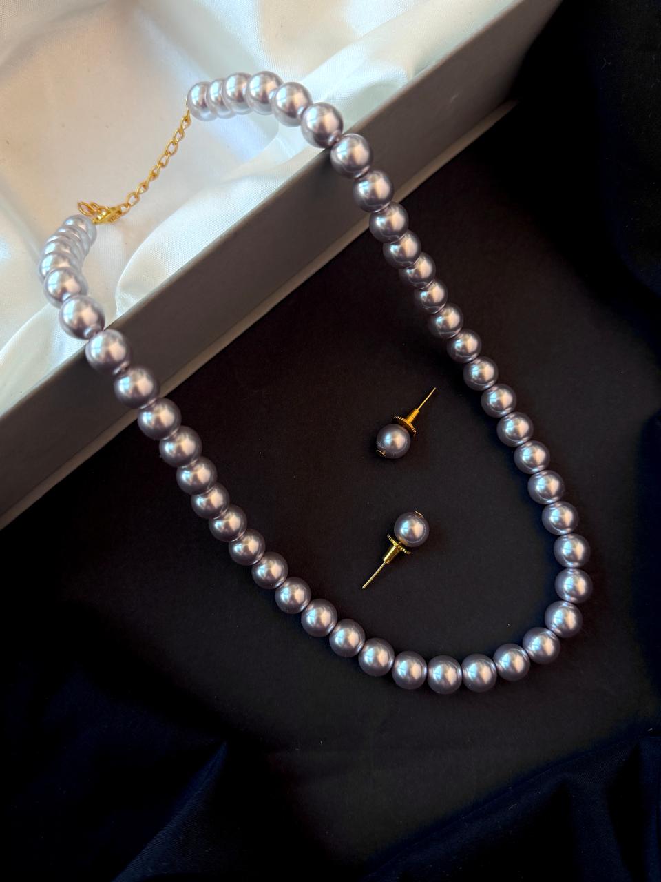 Shell Pearl Mala with Earring set