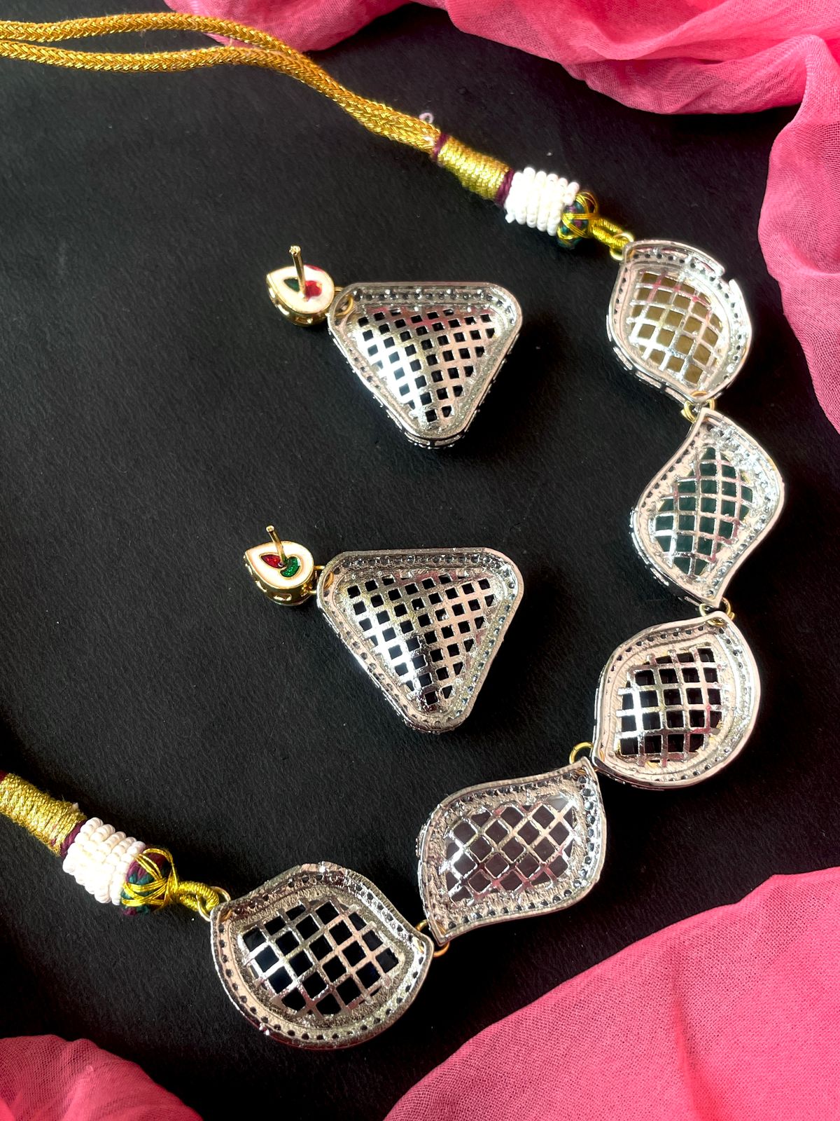 AD and Monalisa Stone Choker with Earring Set