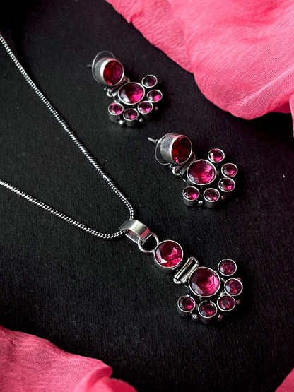 Monalisa Stone Pendant Chain Necklace with Earring Set