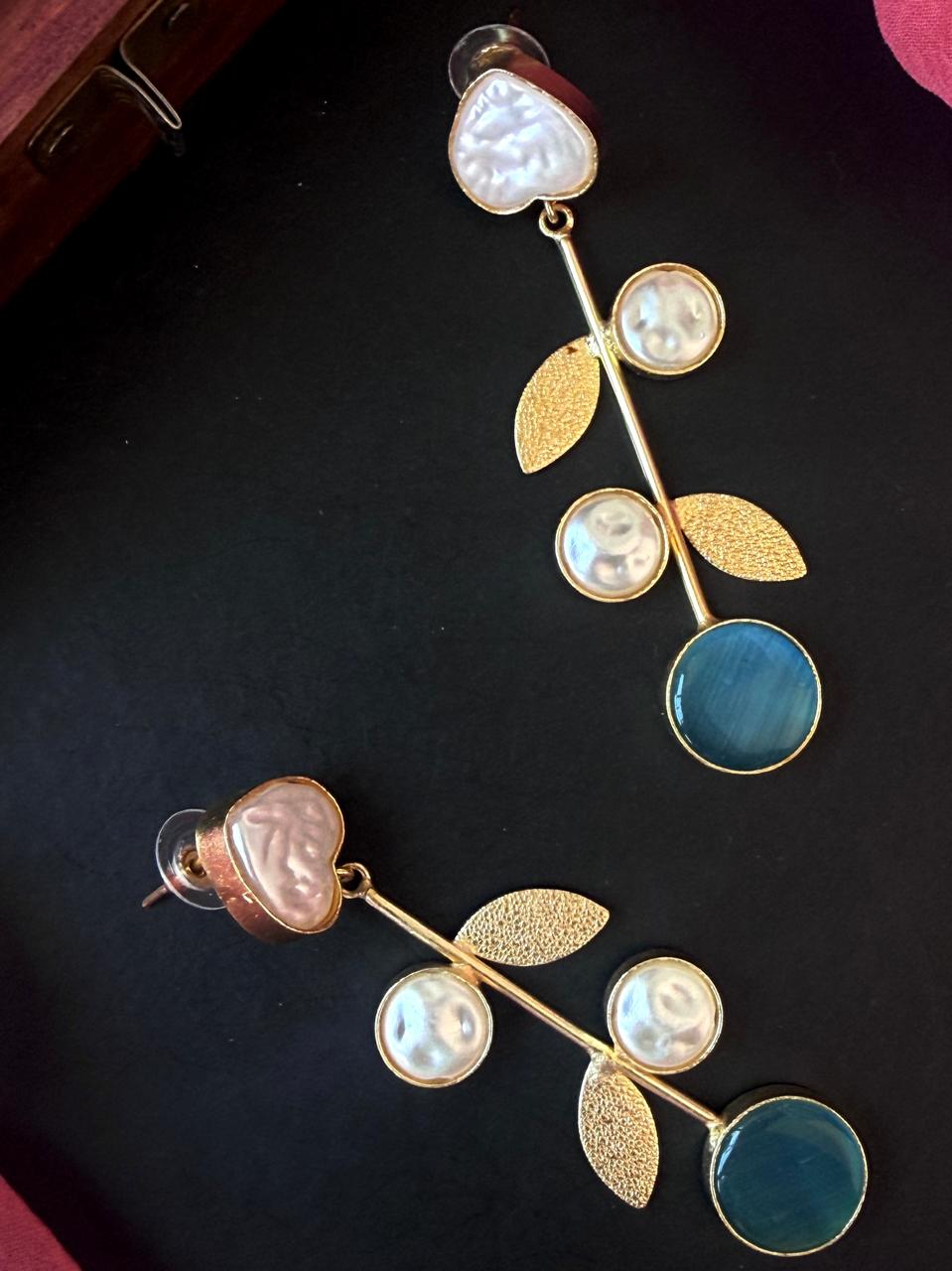 Monalisa Stone Shell Pearl Golden Leaf Earring