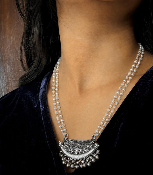 Oxidized Pendant Beaded Cahin Necklace