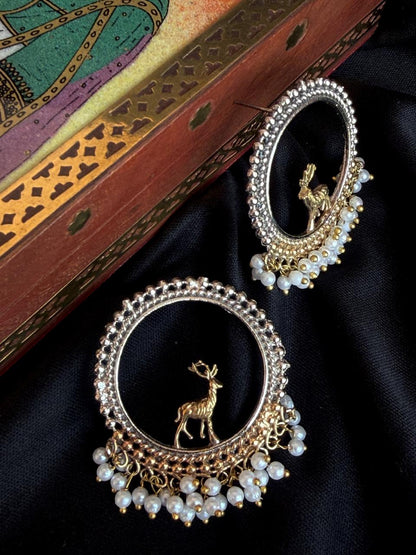 Dual Tone Deer Shape Round Earring