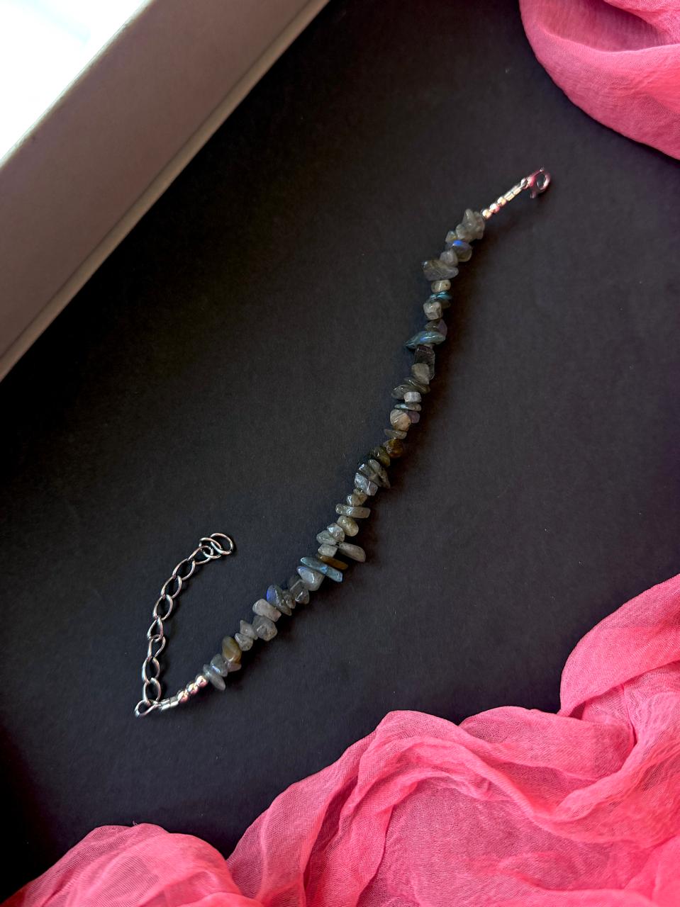 Natural Cut Chips Stone Bracelet