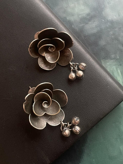 Flower Shape Stud Earring