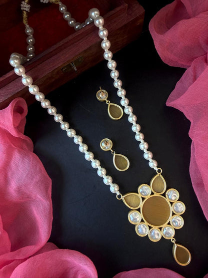 Monalisa Stone Shell Pearl Necklace with Earring set