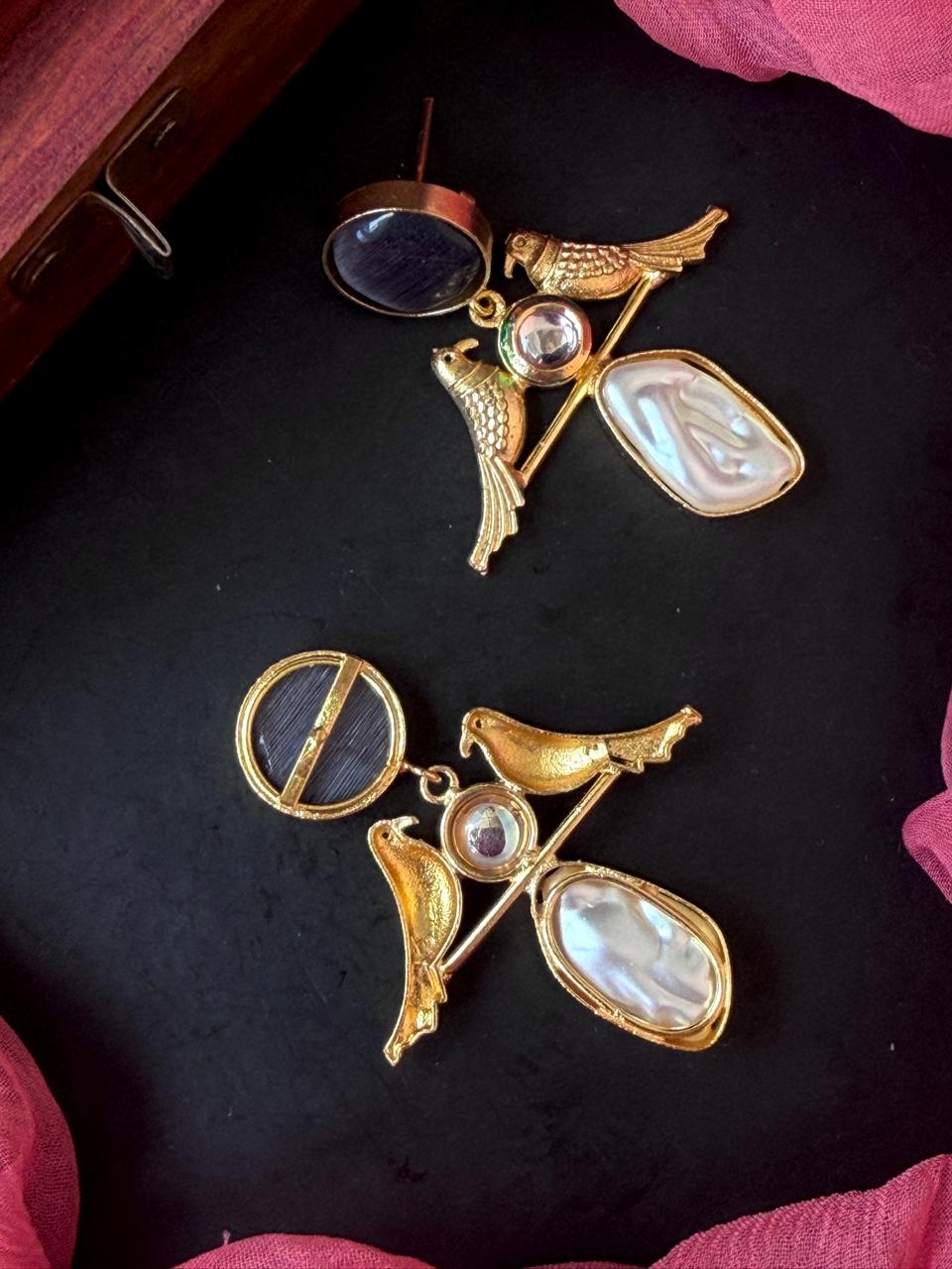 Monalisa Stone Shell Pearl Golden Bird Earring