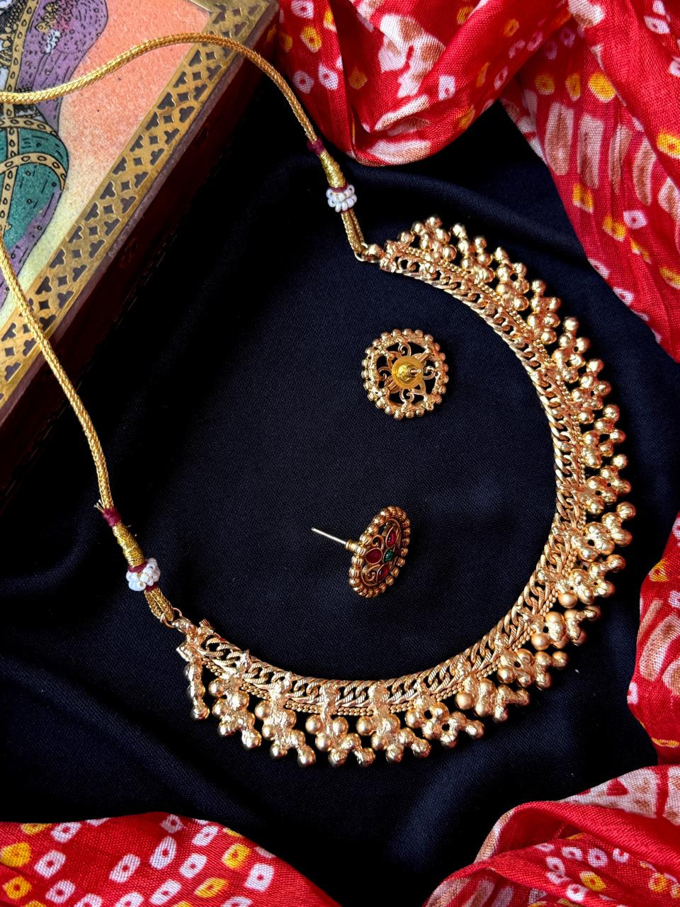 Matt Gold Finish Choker Necklace with Earring set