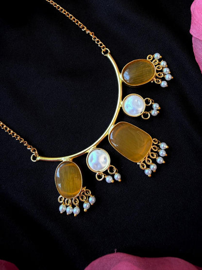 Monalisa Stone with Pearl Pendant chain Necklace and Earring set