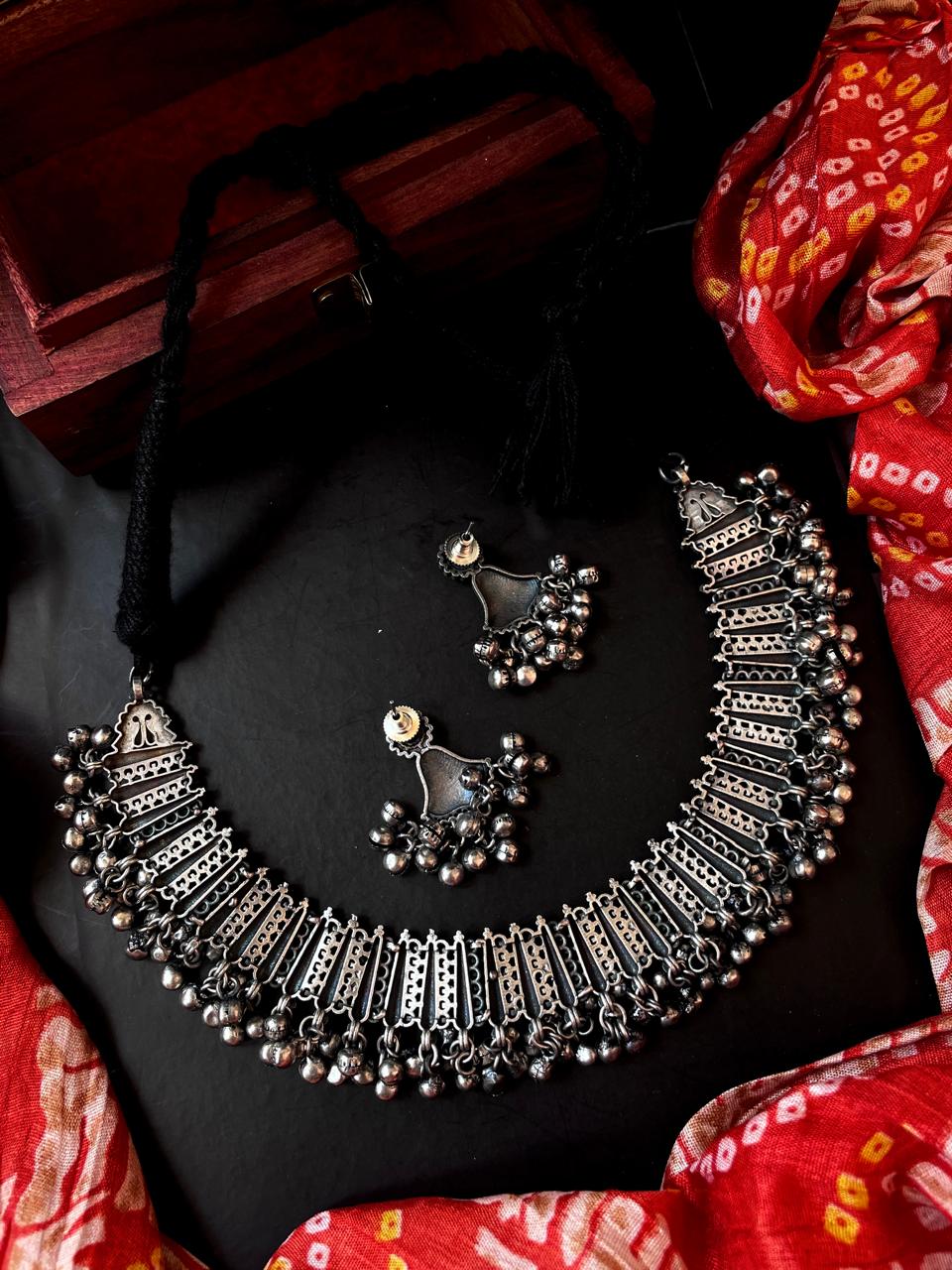 Oxidized Ethnic Partywear Choker with Earring set