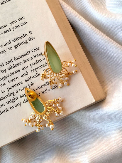 Monalisa Stone Beaded Golden Earring