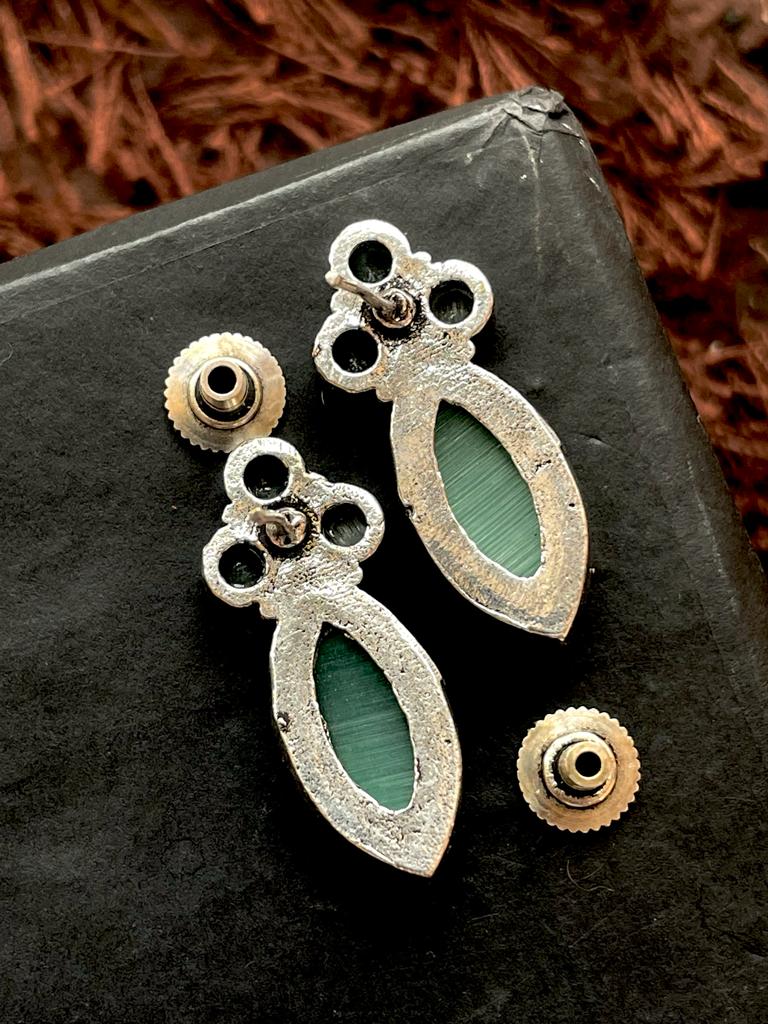 Monalisa Stone Stud Earring