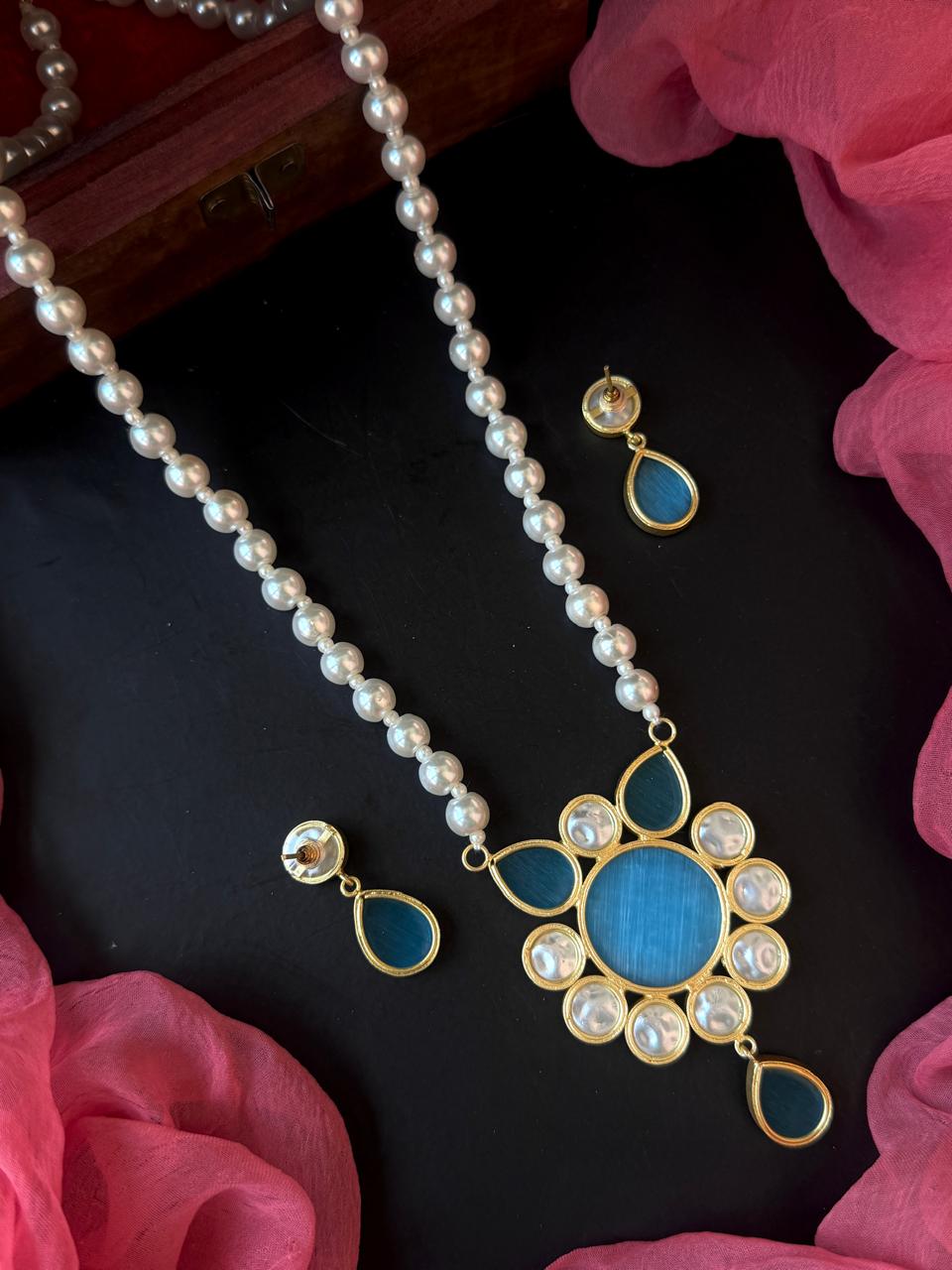 Monalisa Stone Shell Pearl Necklace with Earring set