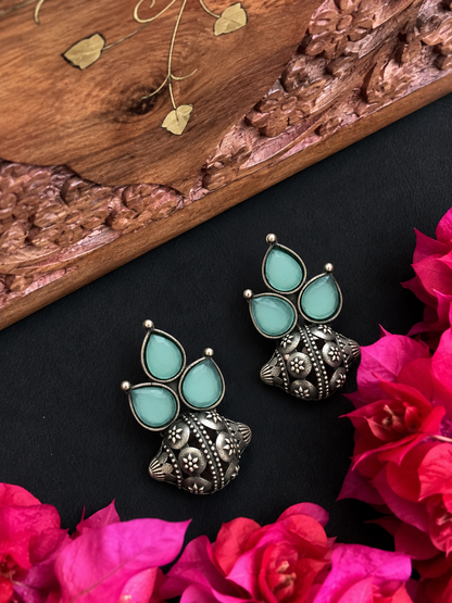 Three Monalisa Stone Half Balloon Stud Oxidized Earring