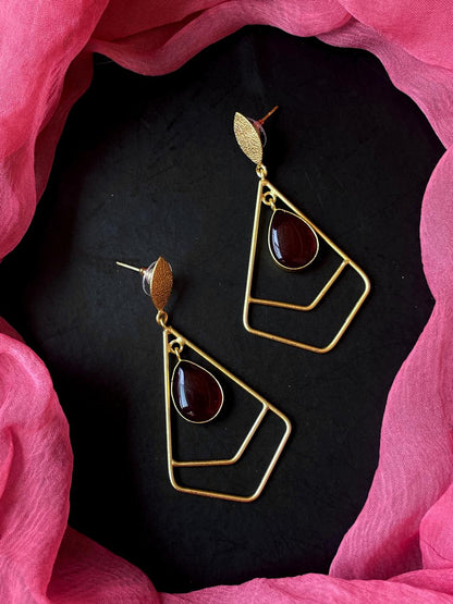 Monalisa Stone Geometrical Golden Earring