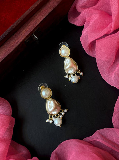 Monalisa Stone Shell Pearl Necklace with Earring set