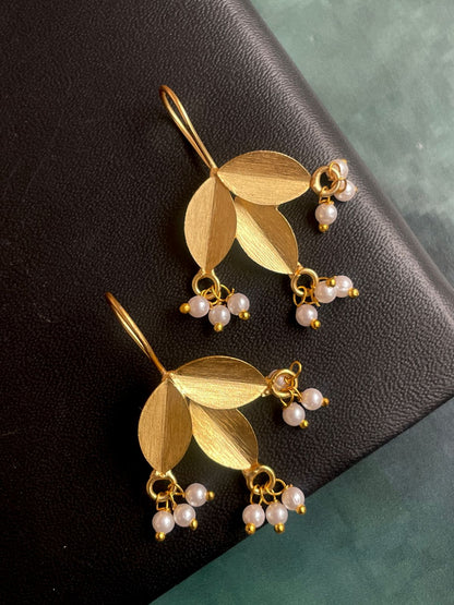 Three Leaf Golden Beaded Stud Earring