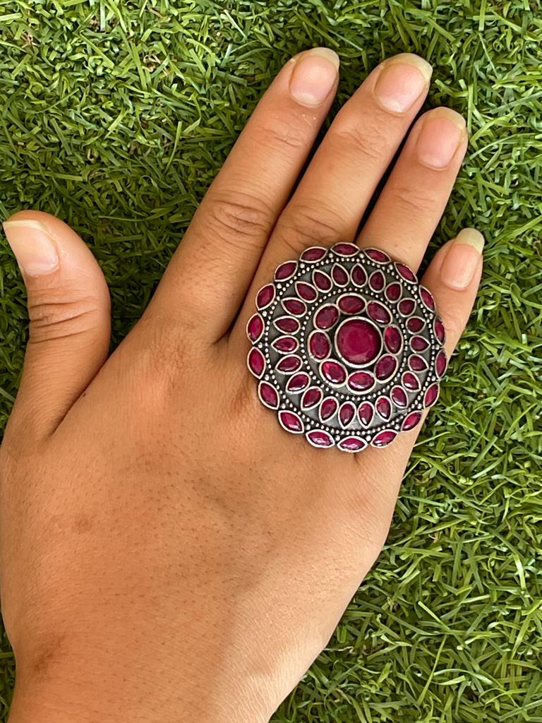 Monalisa Stone Oxidized Ring