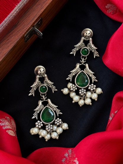Black Silver Polish Bird Shape Monalisa Stone Earring