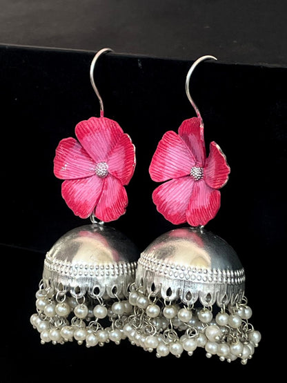 Flower Top with Silver Replica Jhumka Earring