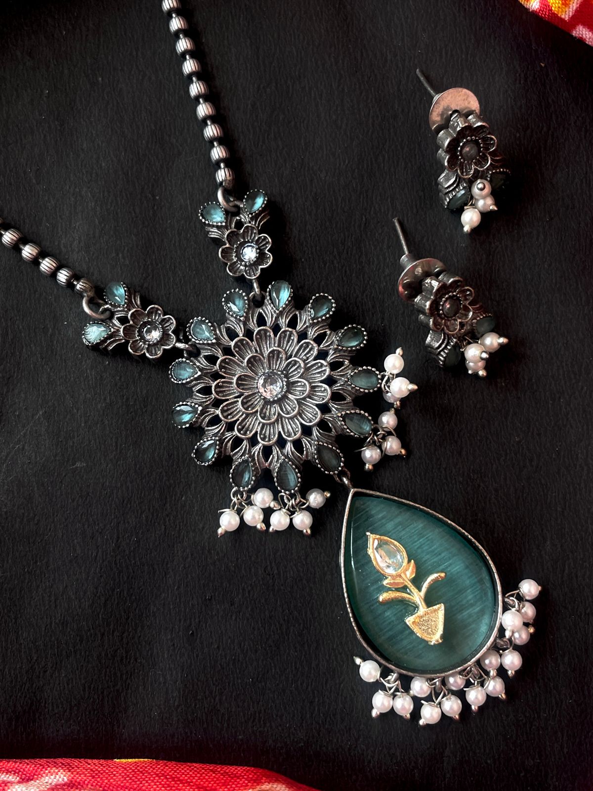 Monalisa Stone Pendant Oxidized Necklace with Earring Set