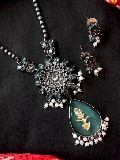 Monalisa Stone Pendant Oxidized Necklace with Earring Set