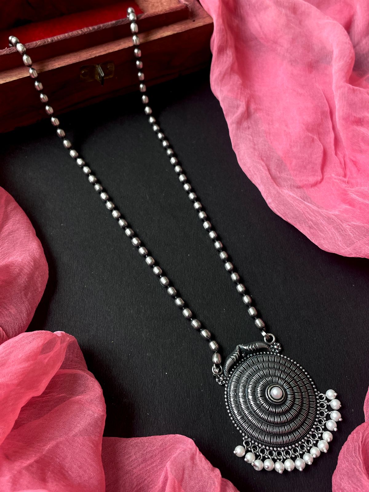 Oxidized Black Polish Pendant Chain Necklace