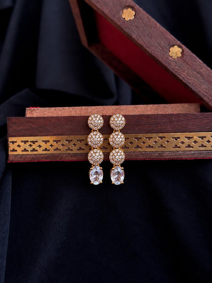 AD Stone Trendy Golden Choker with Earring Set