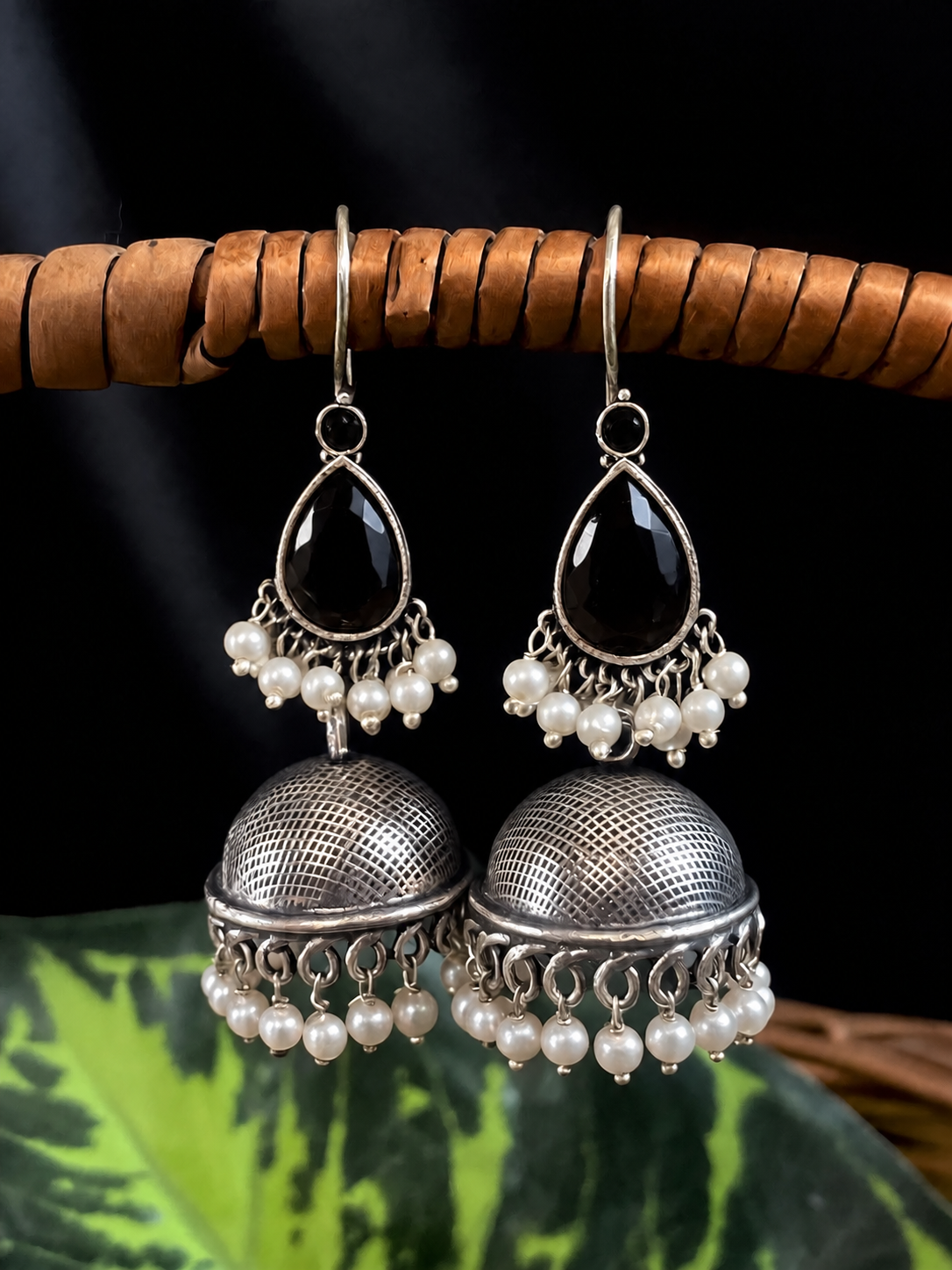 Monalisa Stone Top with Antique Jhumki Earring