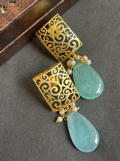 Earring with Monalisa Stone and Square Designer Top