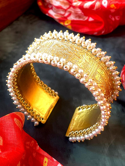 Golden Beaded Openable Kada