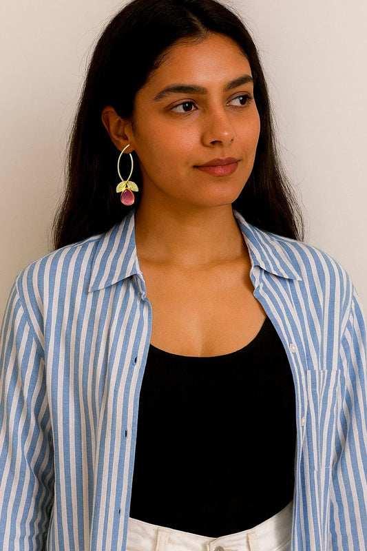 Golden Leaf Earring with Monalisa stone