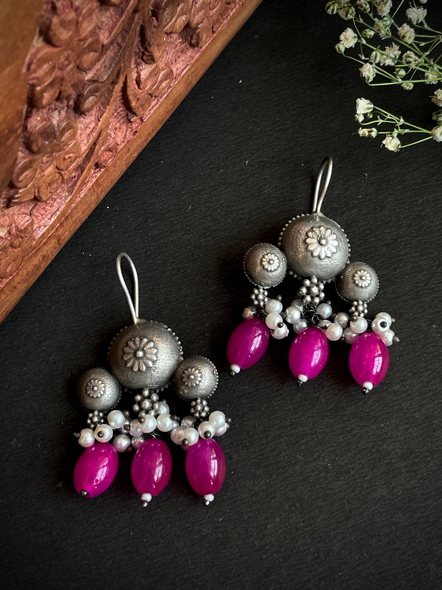 Monalisa Stone Oxidized Stud Earring