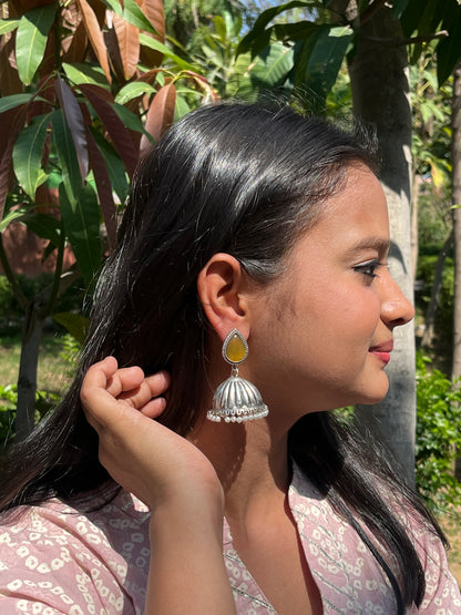 Monalisa Stone Top with Silver Replica Jhumki Earring