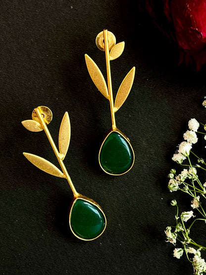 Monalisa Stone Golden Earring